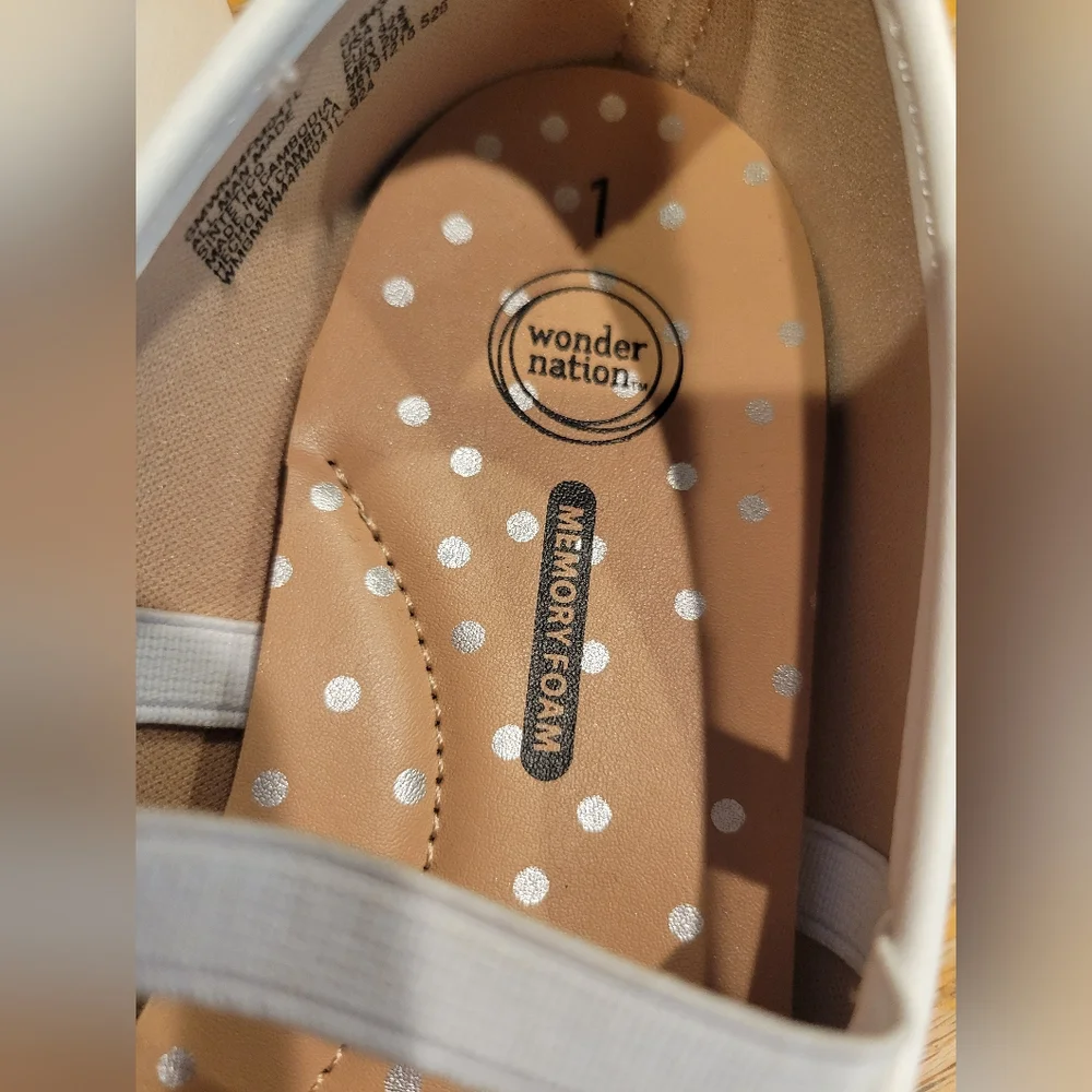 Wonder Nation Kids Off White Dress Shoes with Bow Nwot Size 1